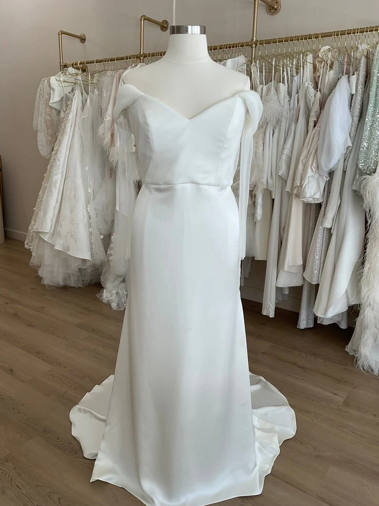 Aesling - Bardi Satin w/ Sleeves (22) - Image 2