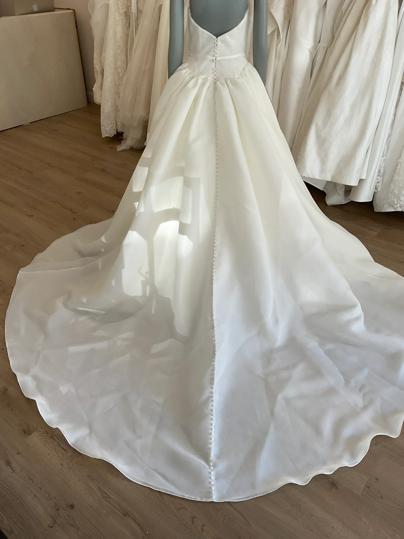 Amsale - Camelia (8) - Image 7