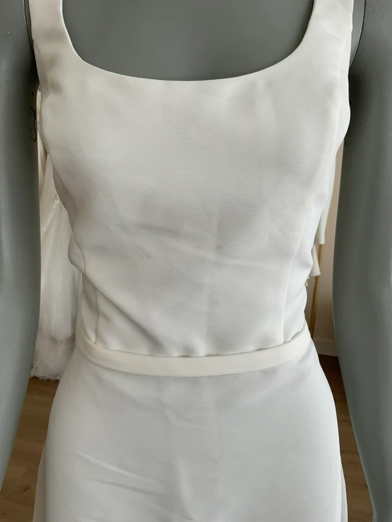 Amsale - LW138 (18) - Image 5
