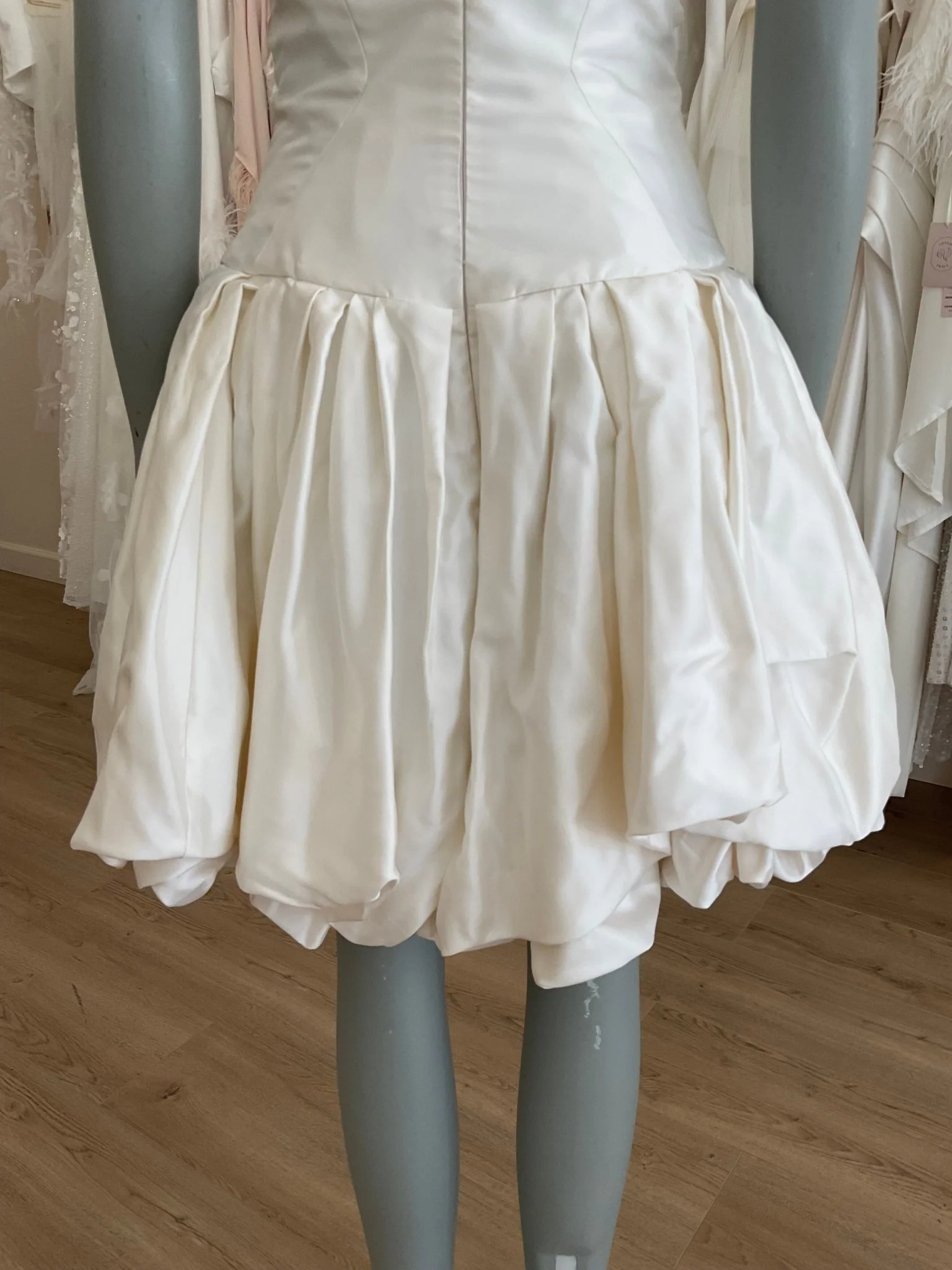 Anna Maier- Short Satin Mini (2) - Image 8
