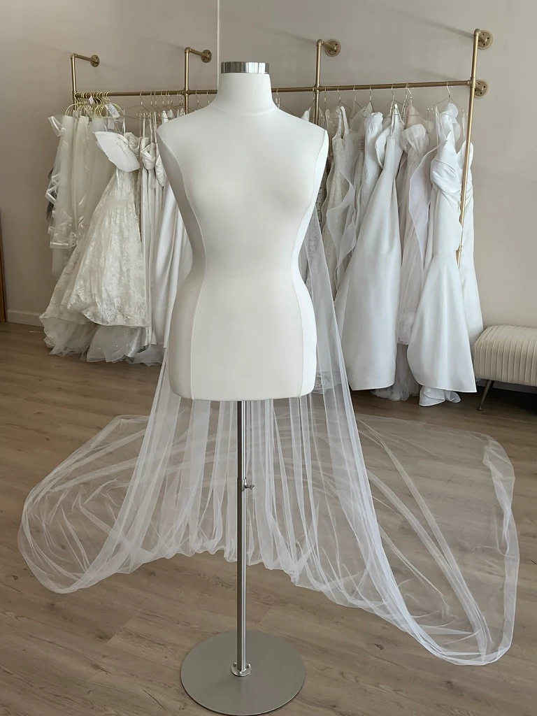Custom Veil
