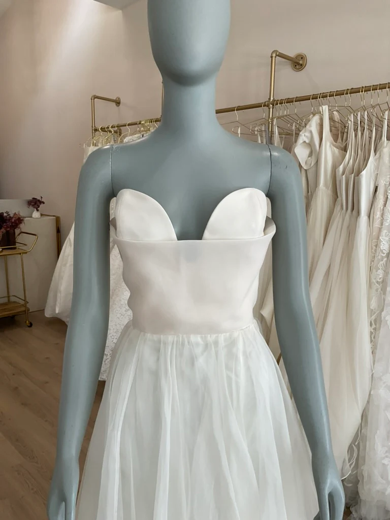 Leanne Marshall - Floria (10) - Image 3