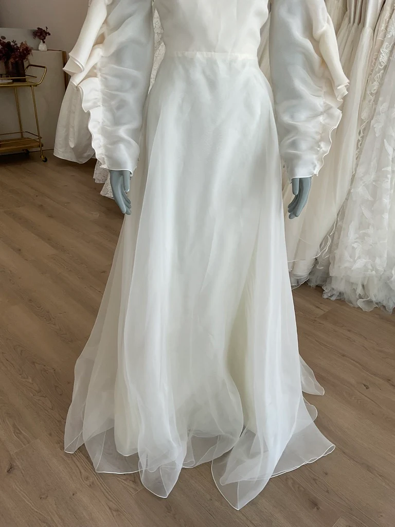 Leanne Marshall - Zasha Organza (10) - Image 4