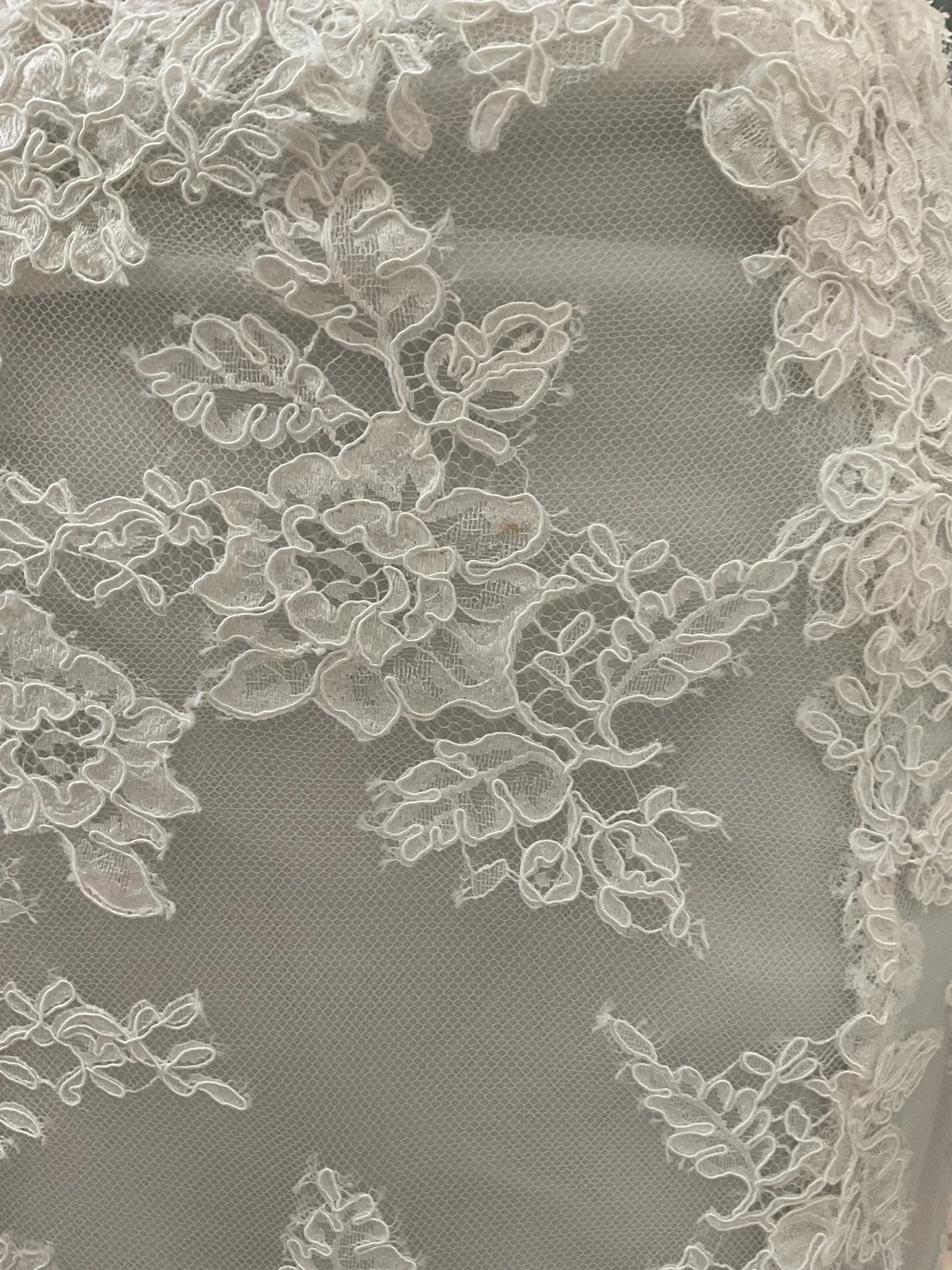 Monique Lhuillier - Dawson (8) - Image 4