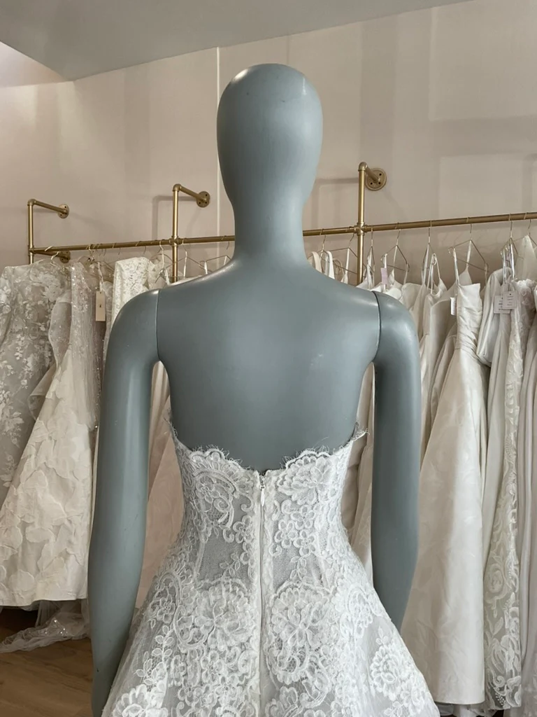 Monique Lhuillier - Fleur de Lis w/ jacket (8) - Image 12