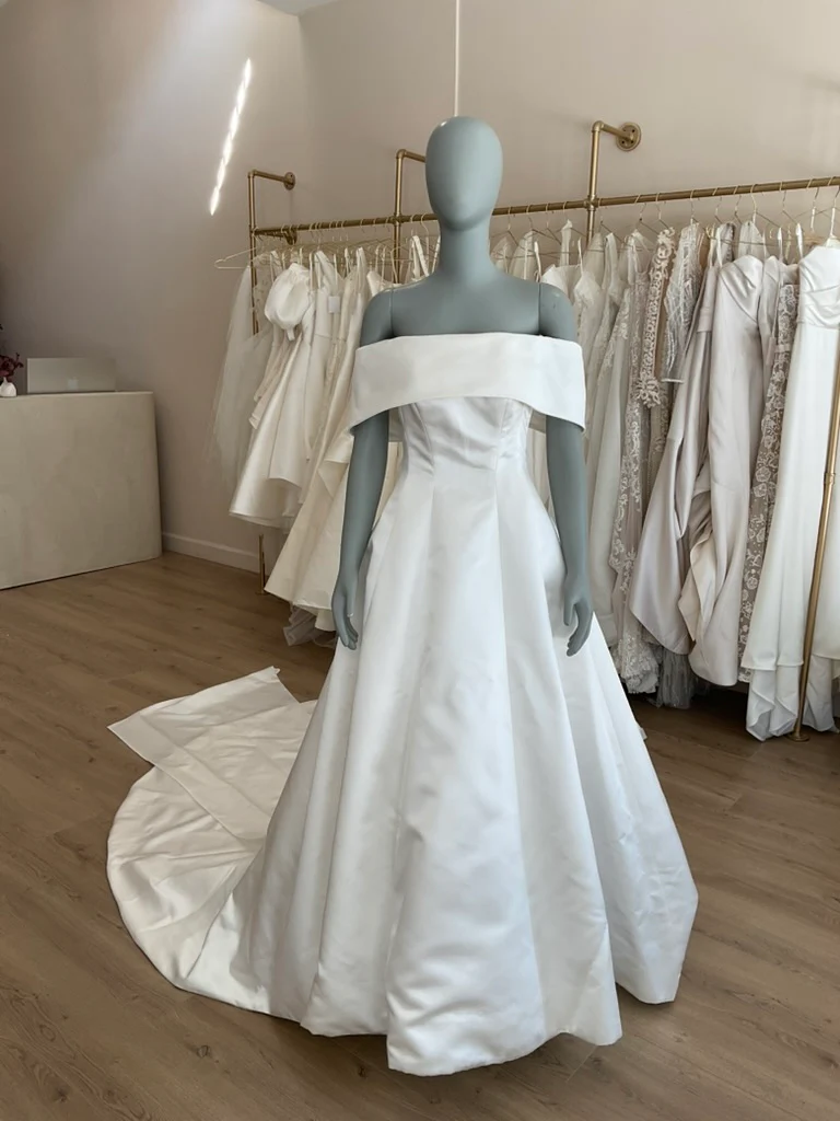 Monique  Lhuillier - Marbella  (6) - Image 4