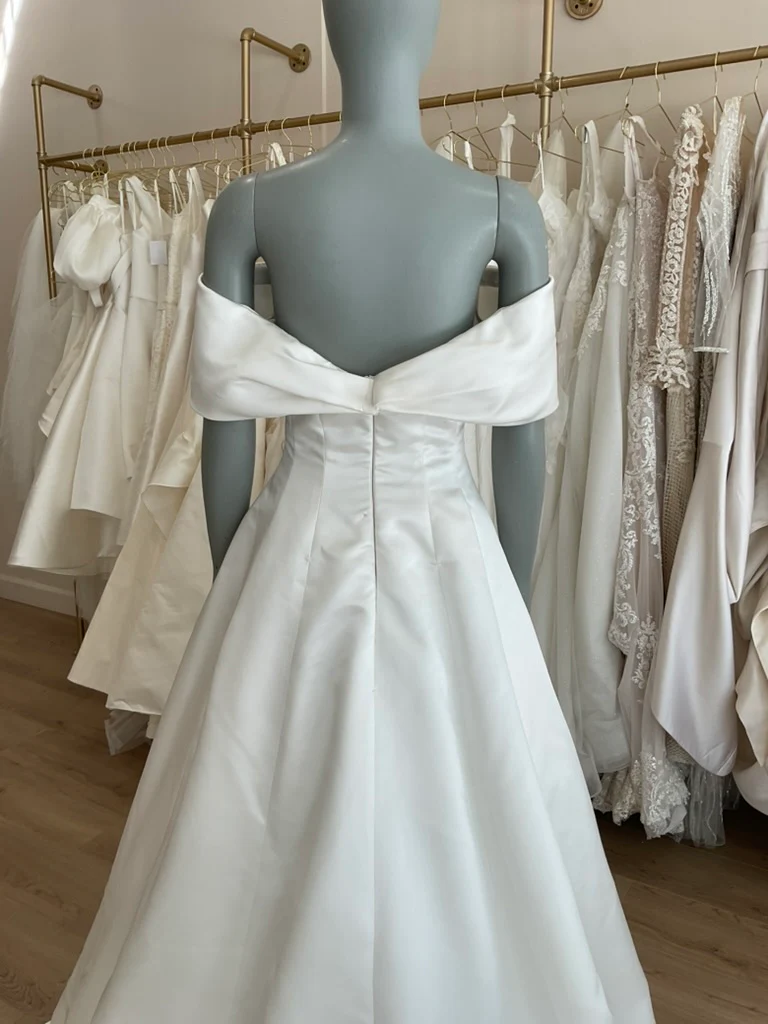 Monique  Lhuillier - Marbella  (6) - Image 8
