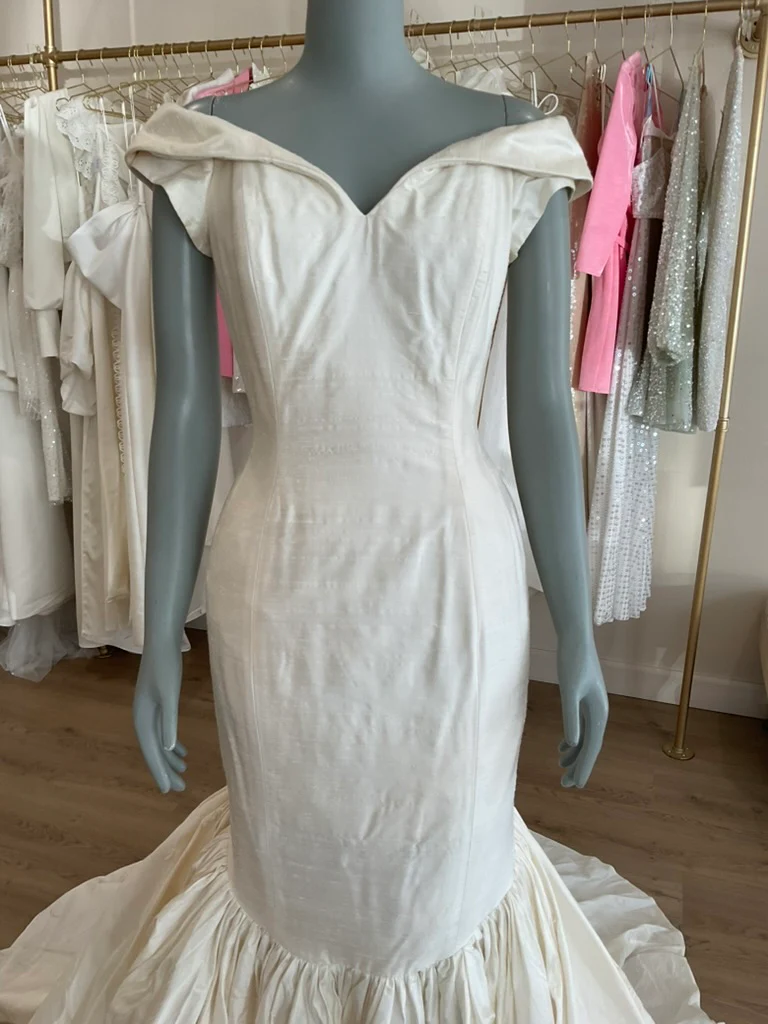 Sarah Whitworth - Vintage Mermaid w/veil (8) - Image 3