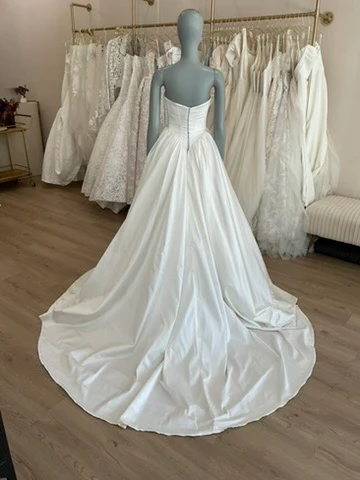Sky Mor Bridal - Aiden (4) - Image 6