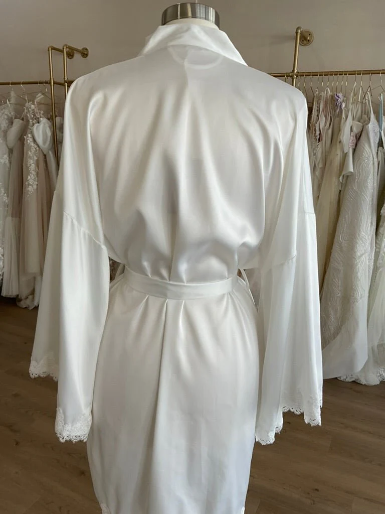 Untamed Petals - Alexa Robe (L) - Image 5