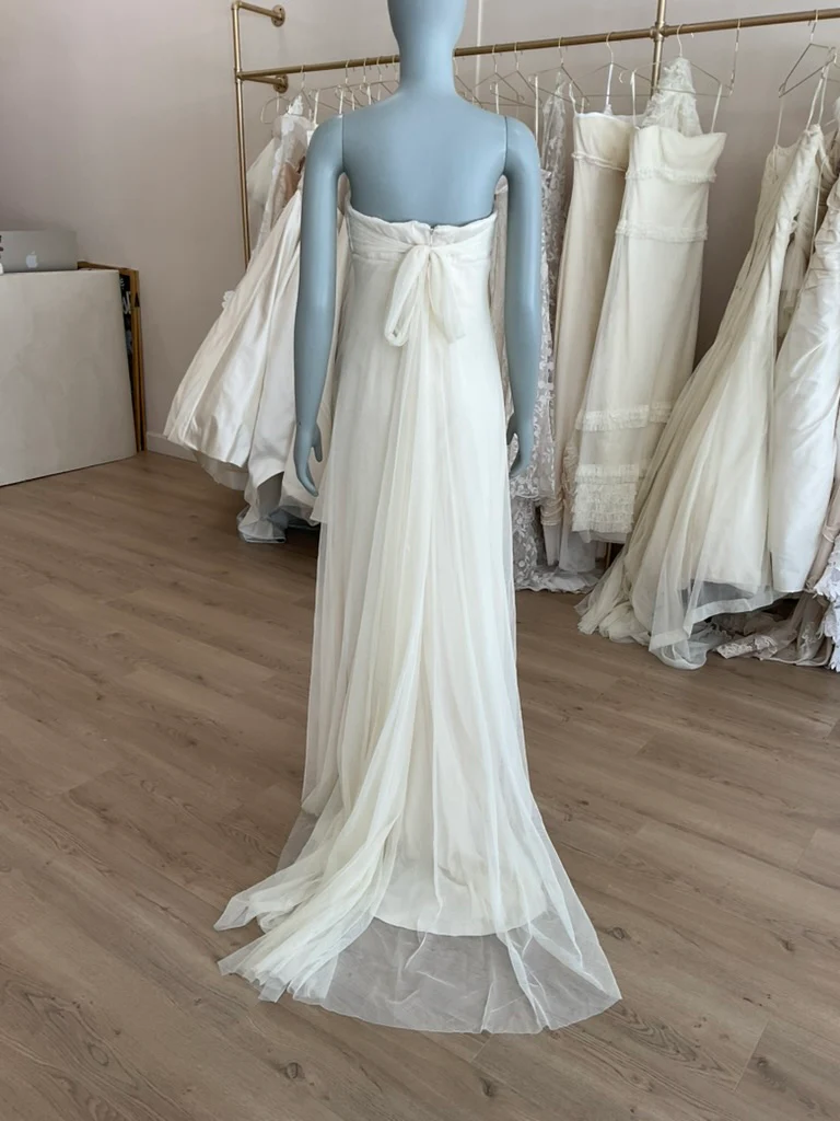 V-Vera Wang-3 - Image 5