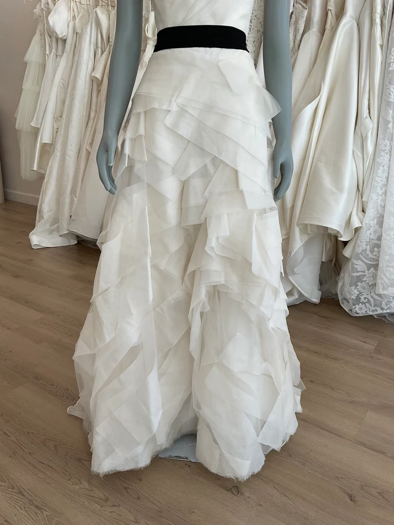 Vera Wang - Deidre (8) - Image 4
