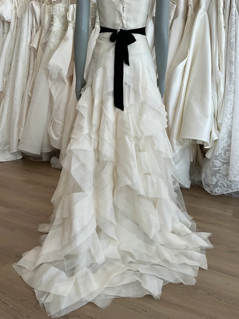 Vera Wang - Deidre (8) - Image 7